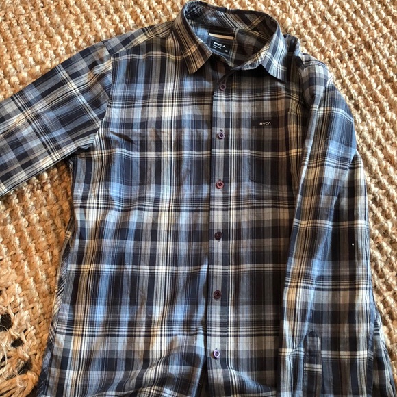 Plaid long sleeve button down - Picture 2 of 3